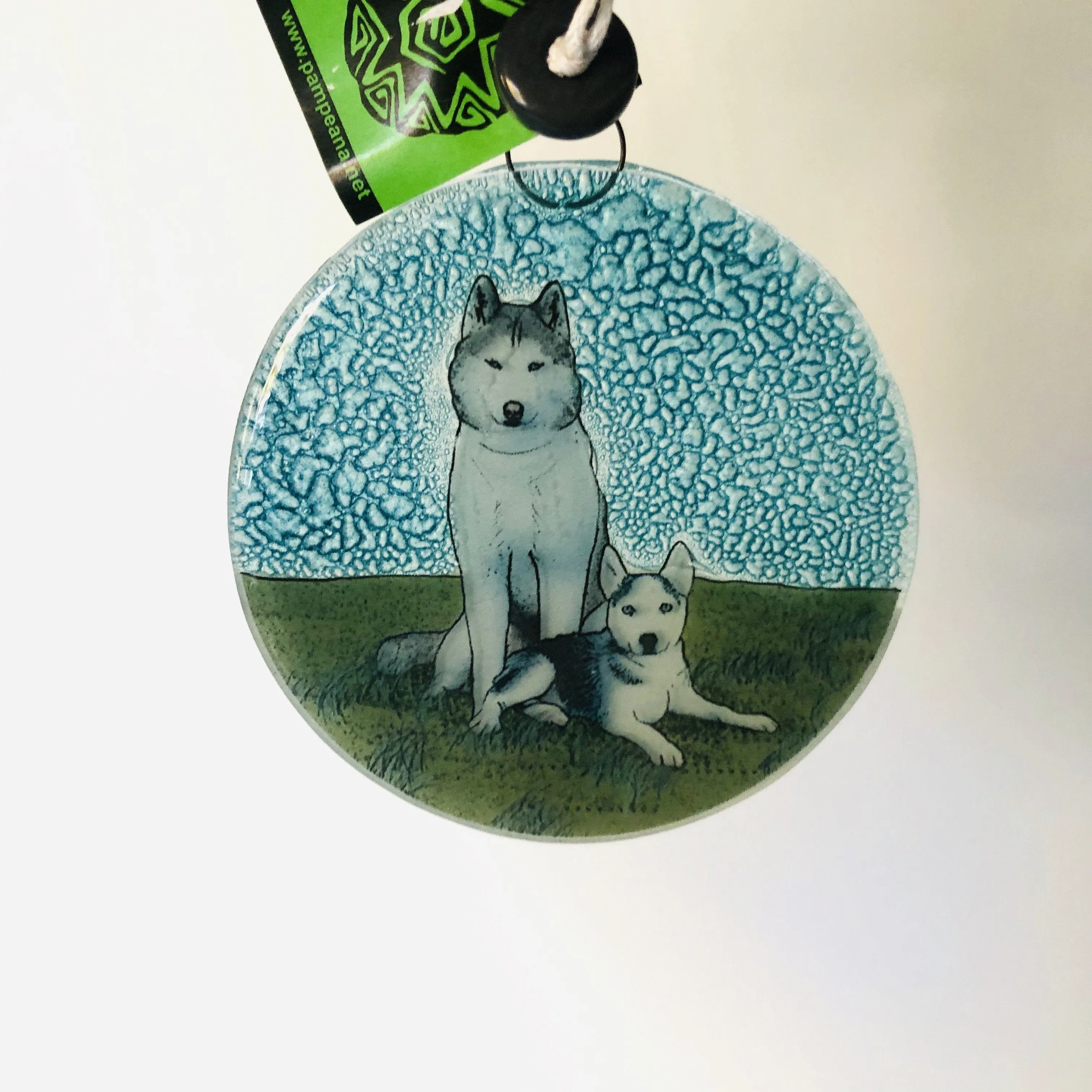 Fair Trade Ornament 95 Huskies