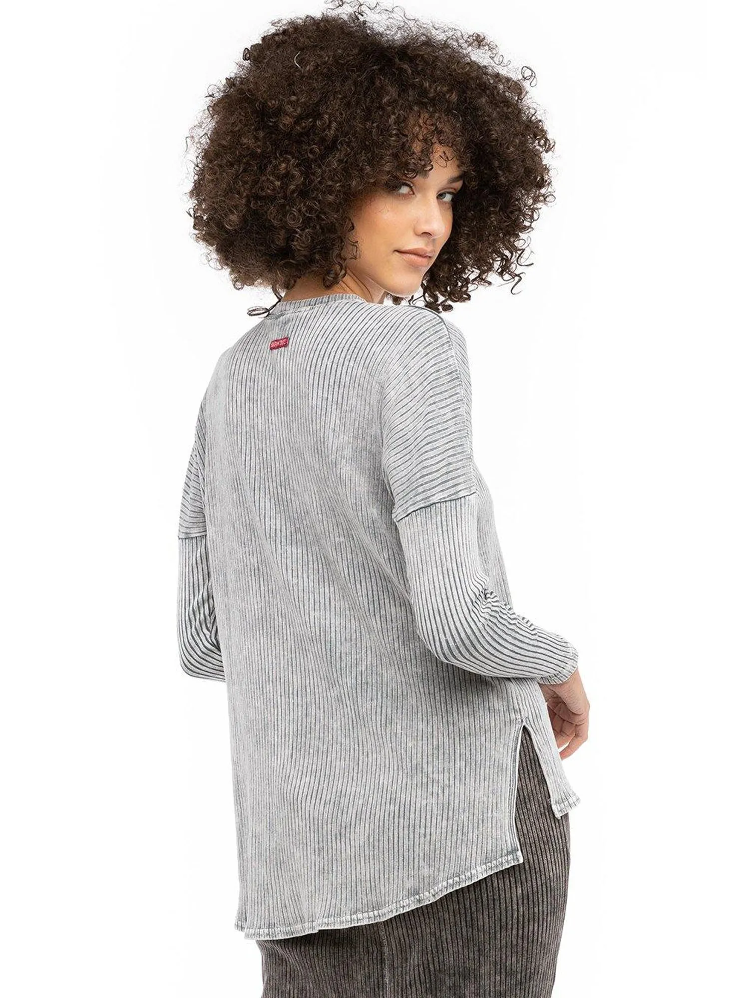 Hard Tail Long Sleeve High-Low Slouchy Tee (CMR-09)