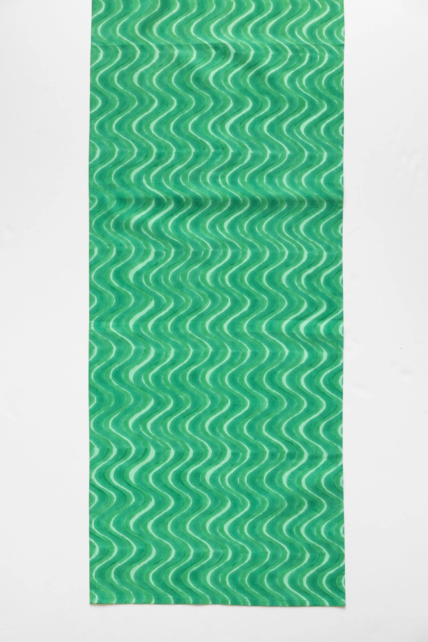 Table Runner in Grass